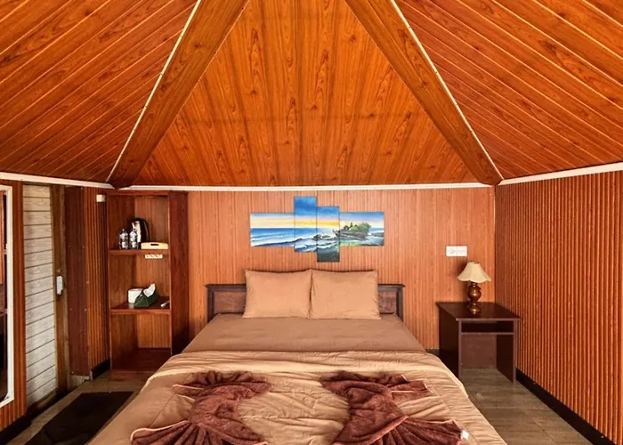 Tente de luxe Surya Camp Buahan *