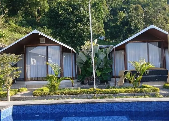 Tente de luxe Surya Camp Buahan *